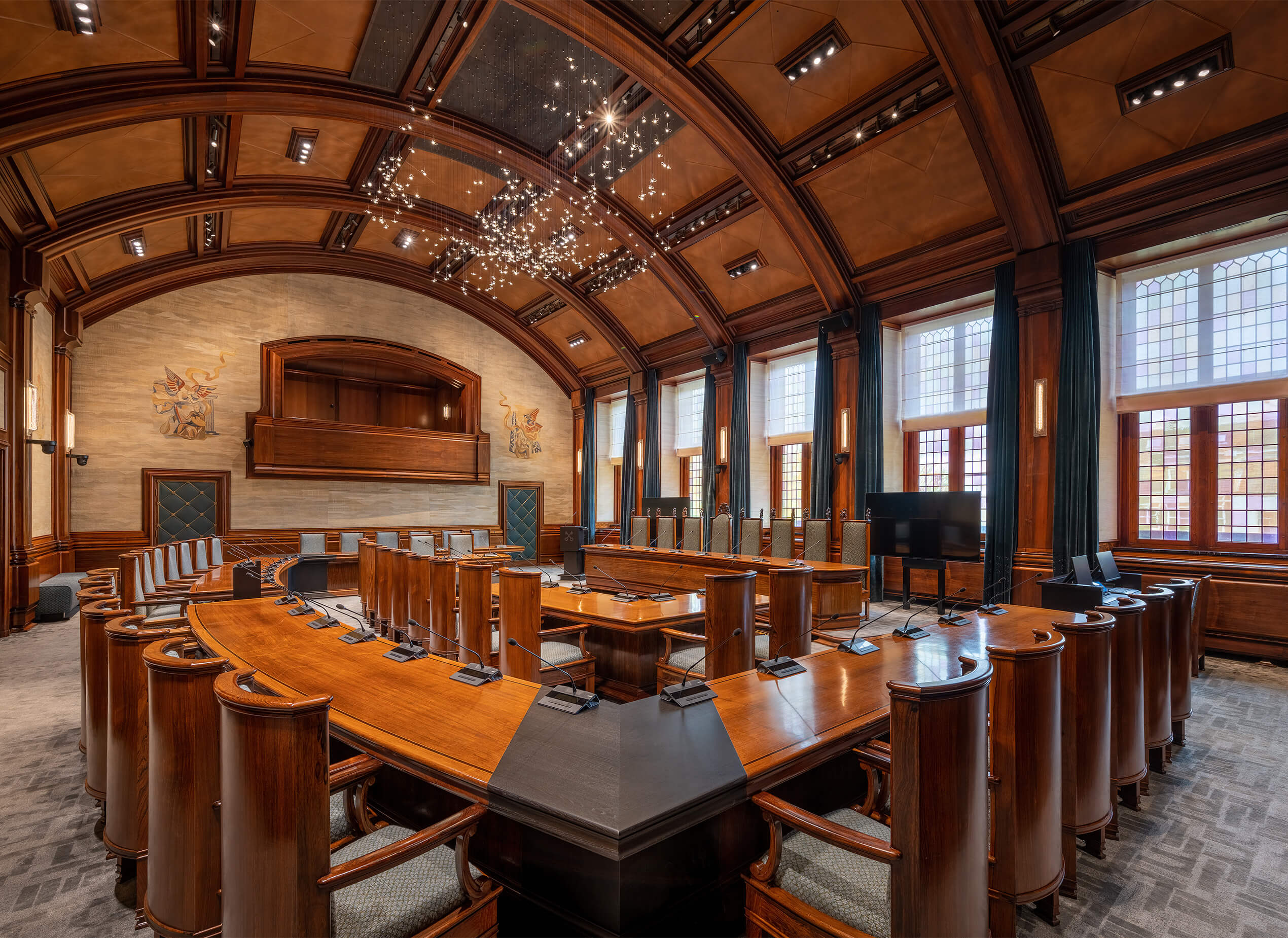 Restauratie en renovatie Raadzaal Leiden